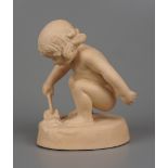 Spielendes Kind, P. Ipsen's, Dänemark, 20.Jh., Terracotta, H.10,5cm