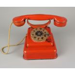 Rotes Spielzeug-Telefon, MFZ (Martin Fuchs Zirndorf), Blech, 1930er Jahre