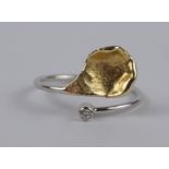 Ring mit Brillant, ca.0,06ct, 585er Weiß- und Gelbgold, Gew.2,11g