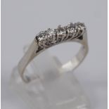 Ring mit 5 Brillanten, total ca.0,25ct, Gew.2,93g