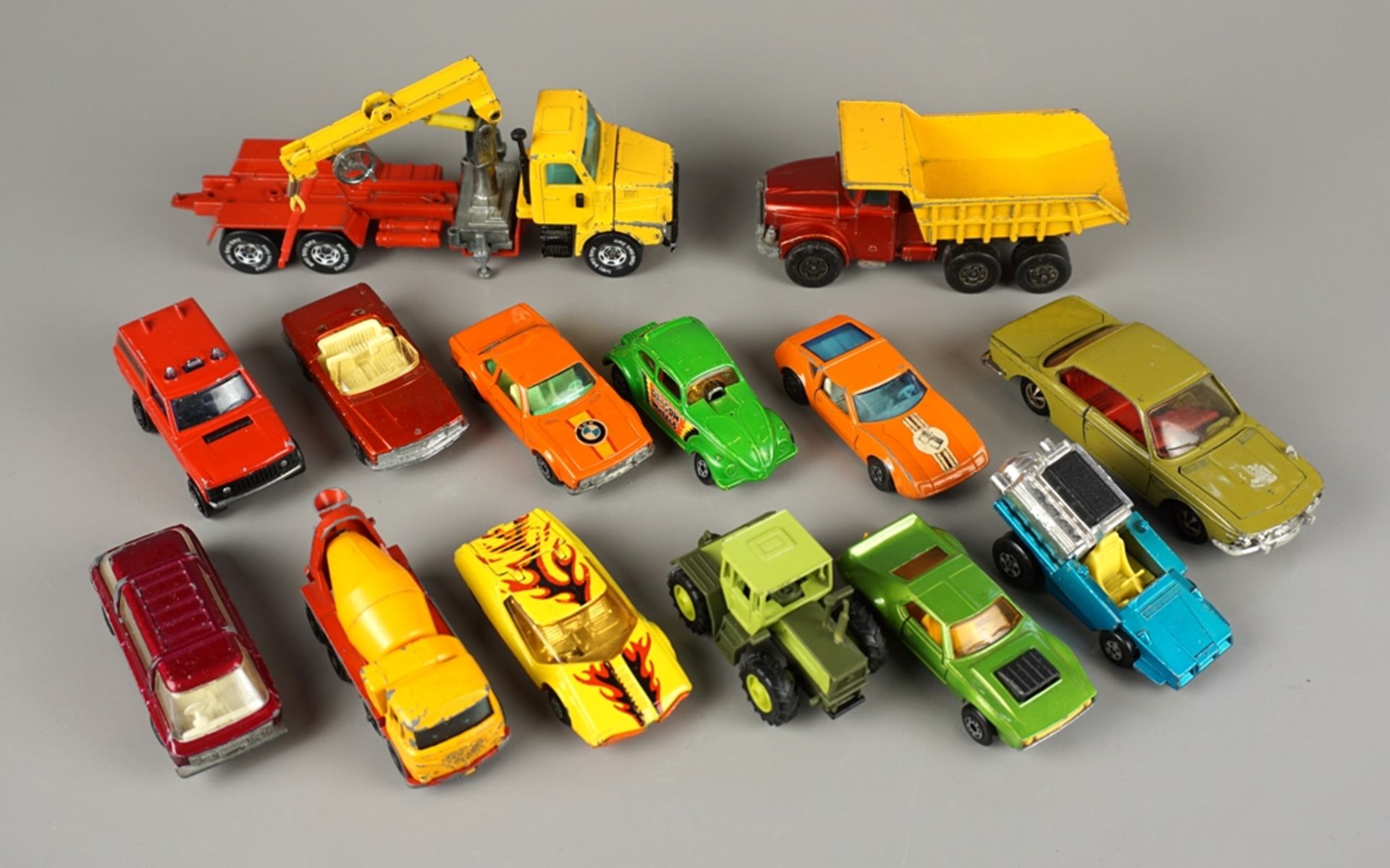 Konvolut 14 Spielzeugautos, 1970er Jahre