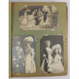 Album mit Ansichtskarten der preussischen Kaiserfamilie, Kaiser Wilhelm II, ca. 150 Ansichtskarten