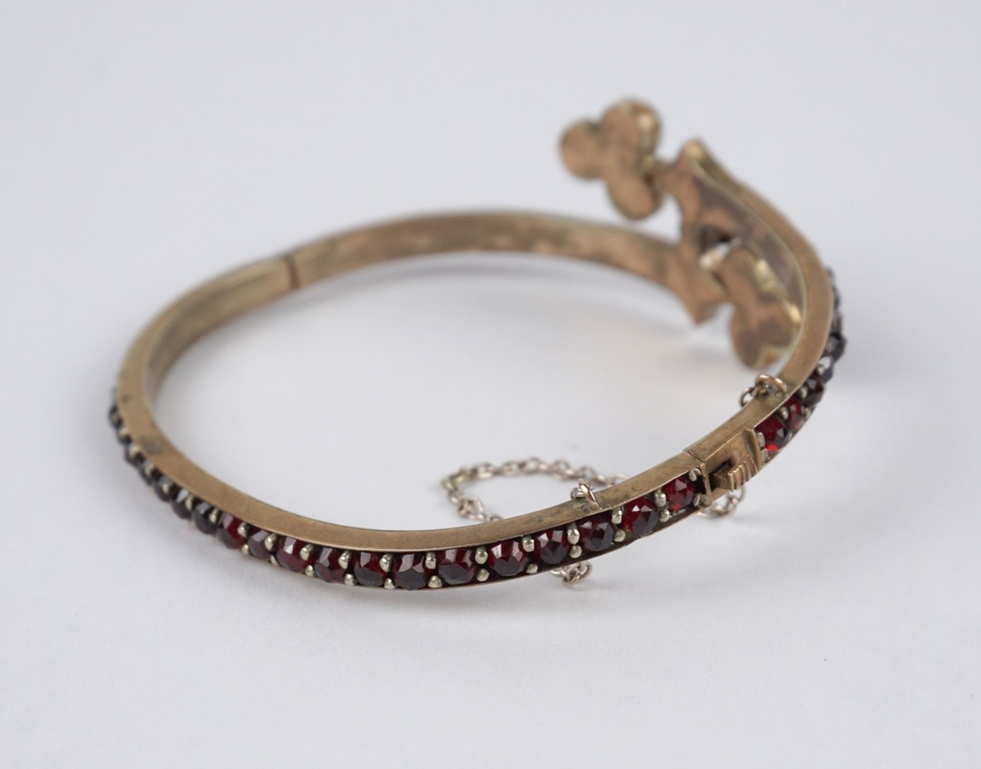 Garnet bangle, Bohemia, around 1890 - Image 2 of 2