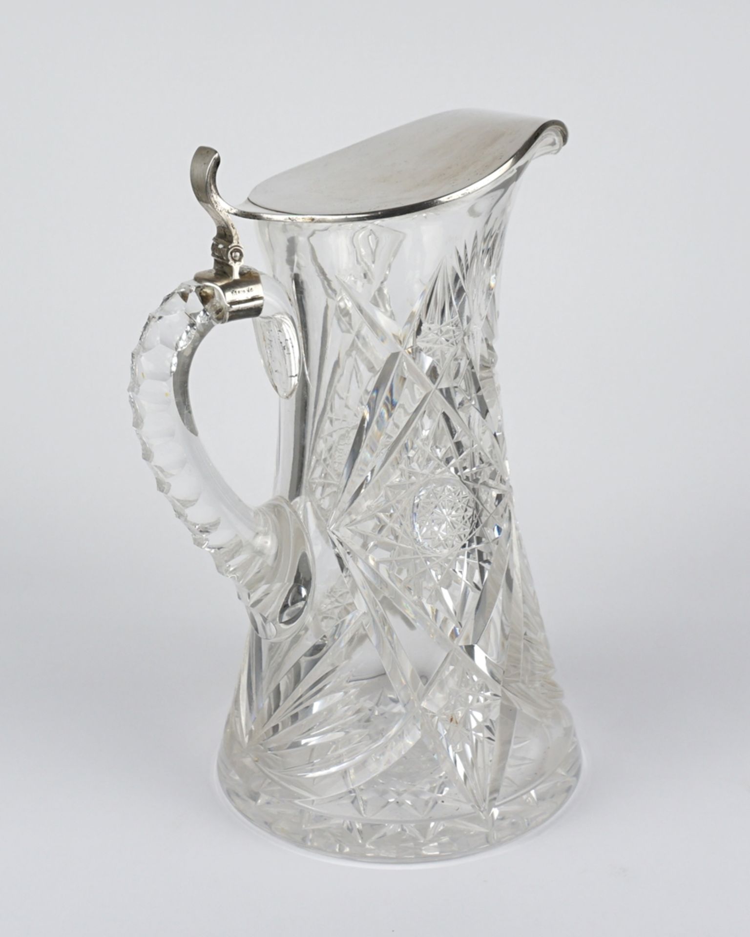 A silver lidded jug, Theodor Müller, Weimar