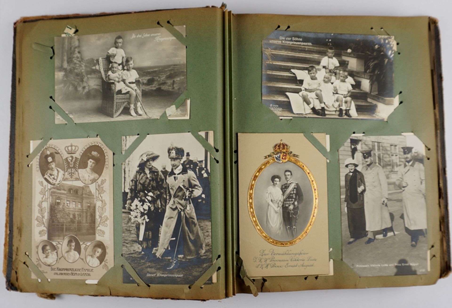 Album with picture postcards of the Prussian imperial family, Emperor Wilhelm II, approx. 150 pictu - Image 9 of 10