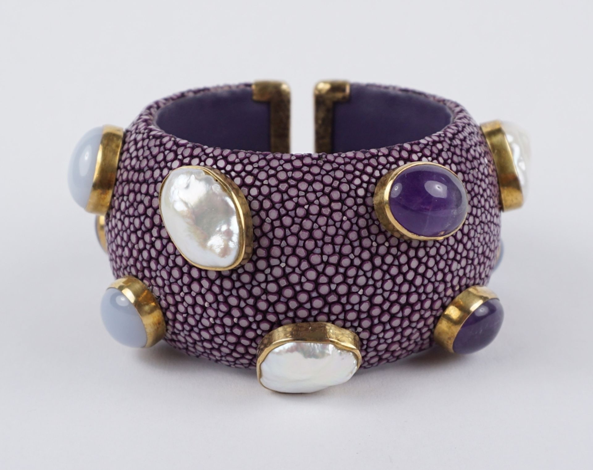 Shagreen cuff bracelet in plum violet, from the Caraboque collection by Anna Blum