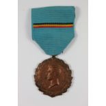 König Albert Medaille, Bronze, Albert Koning der Belgen, verso: als blijk vans lands erkentelijkhe