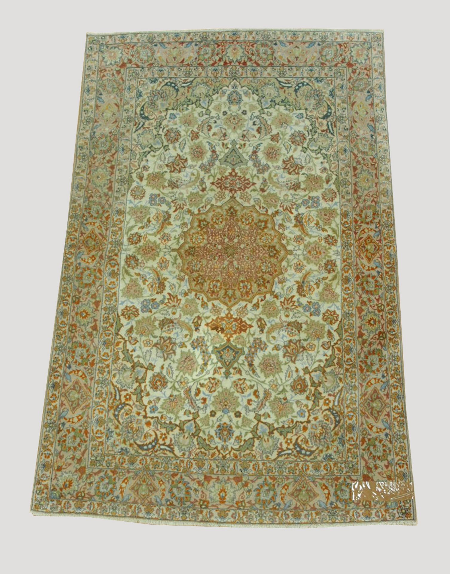 Isfahan, um 1950, 158 x 103 cm, Zustand B/C