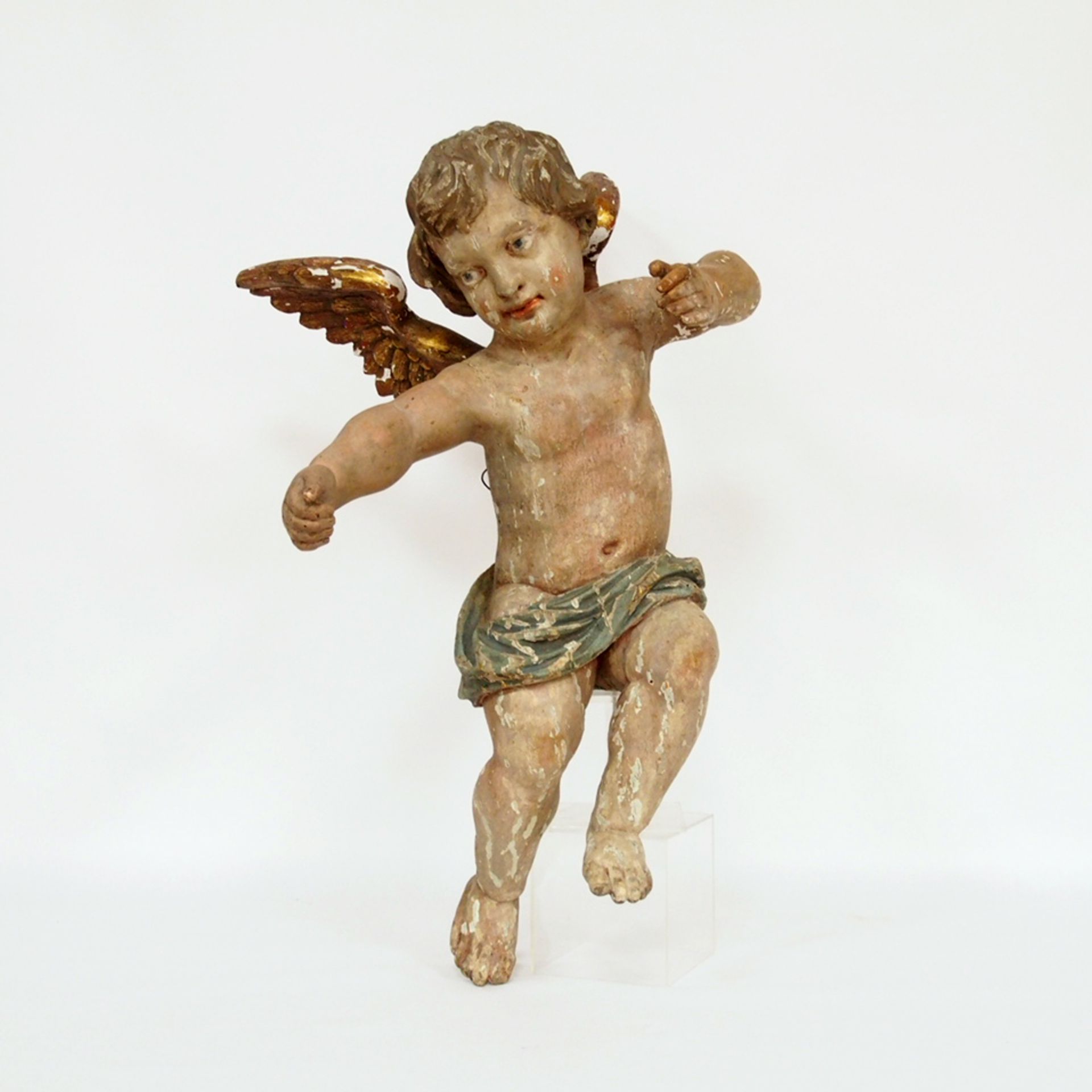 Großer geflügelter Putto