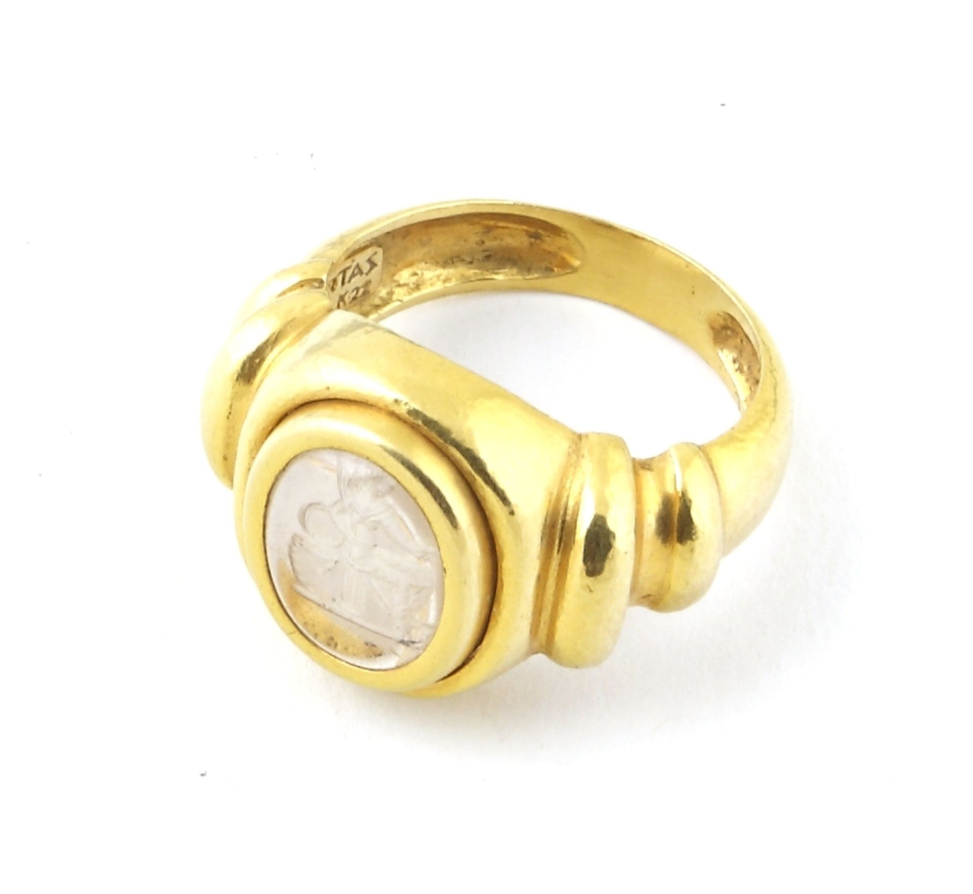 Ring, 750er GG. mit ovalem farblosen