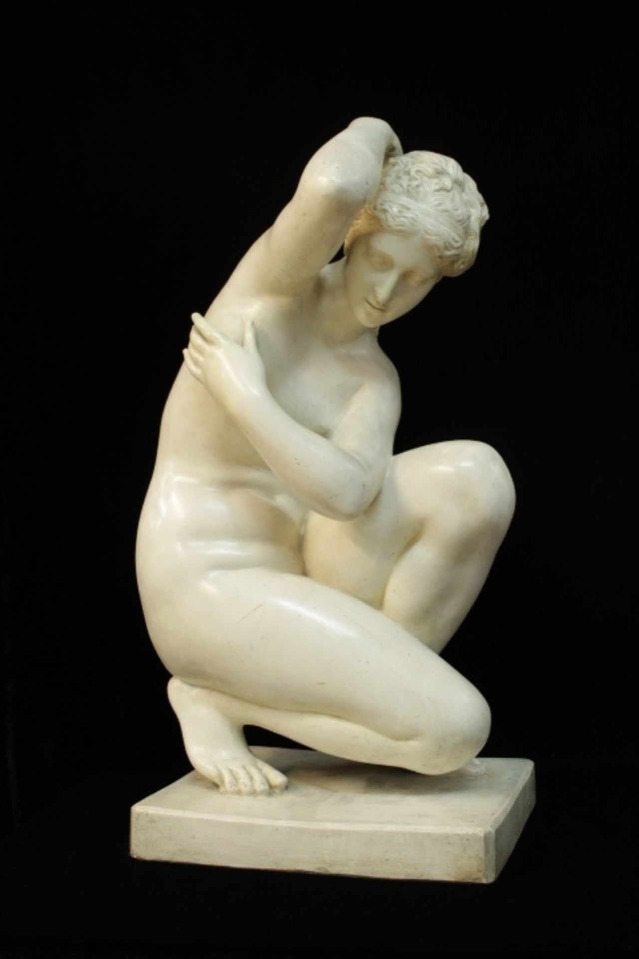Mädchen Akt Skulptur Knieende « ungemarkt sehr dekorativ wohl Gips H:73xm wohl um 1900