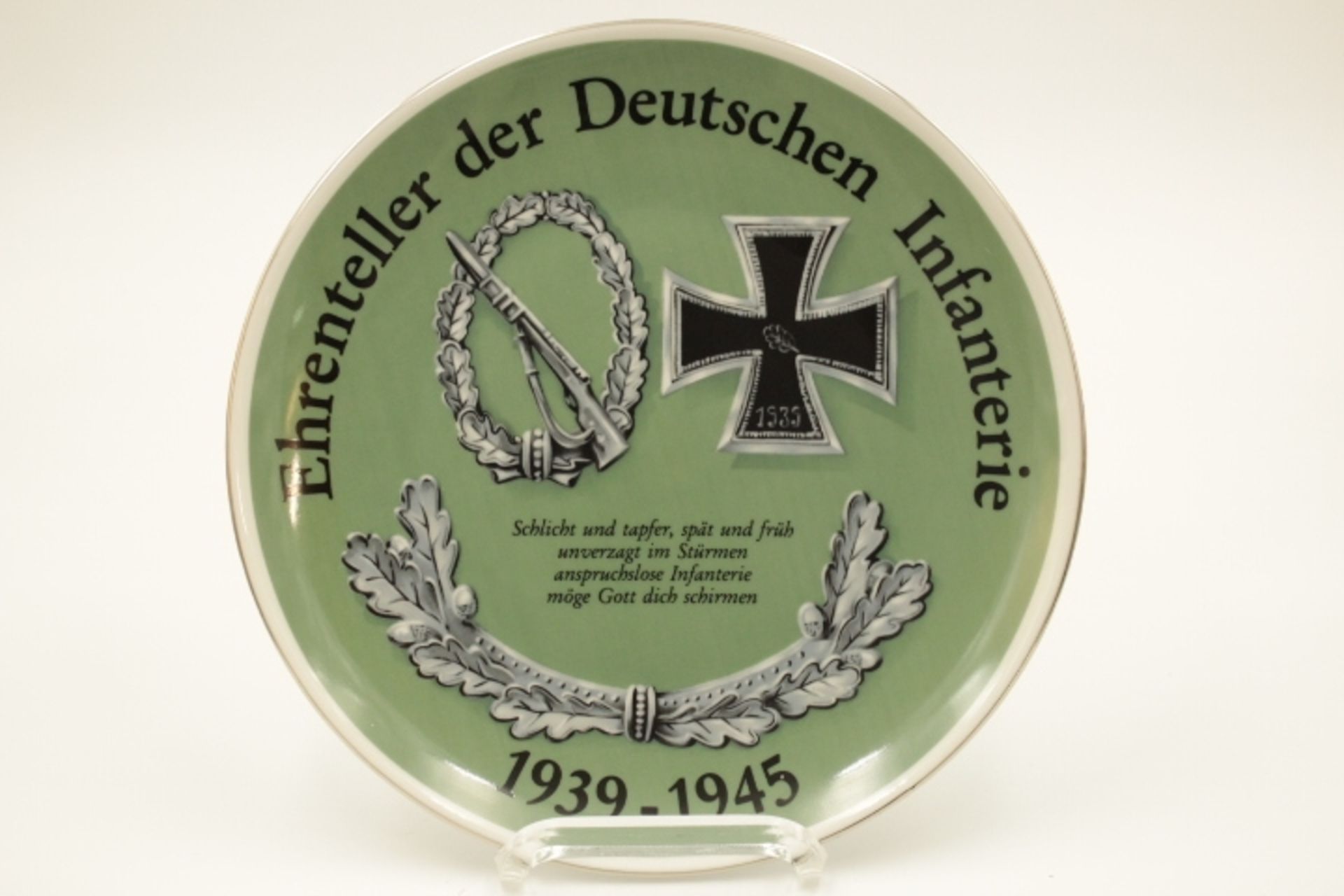 Ehrenteller der Deutschen Infanterie 1939-1945 Schirnding Bavaria Porzellan Neuzeitlich