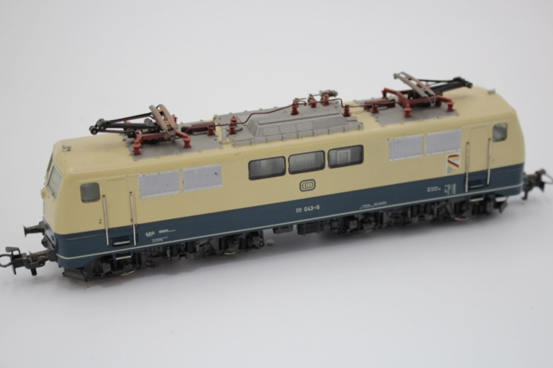 Märklin HO 3042 Elektrolokomotive BR 111 Funktion geprüft Intakt