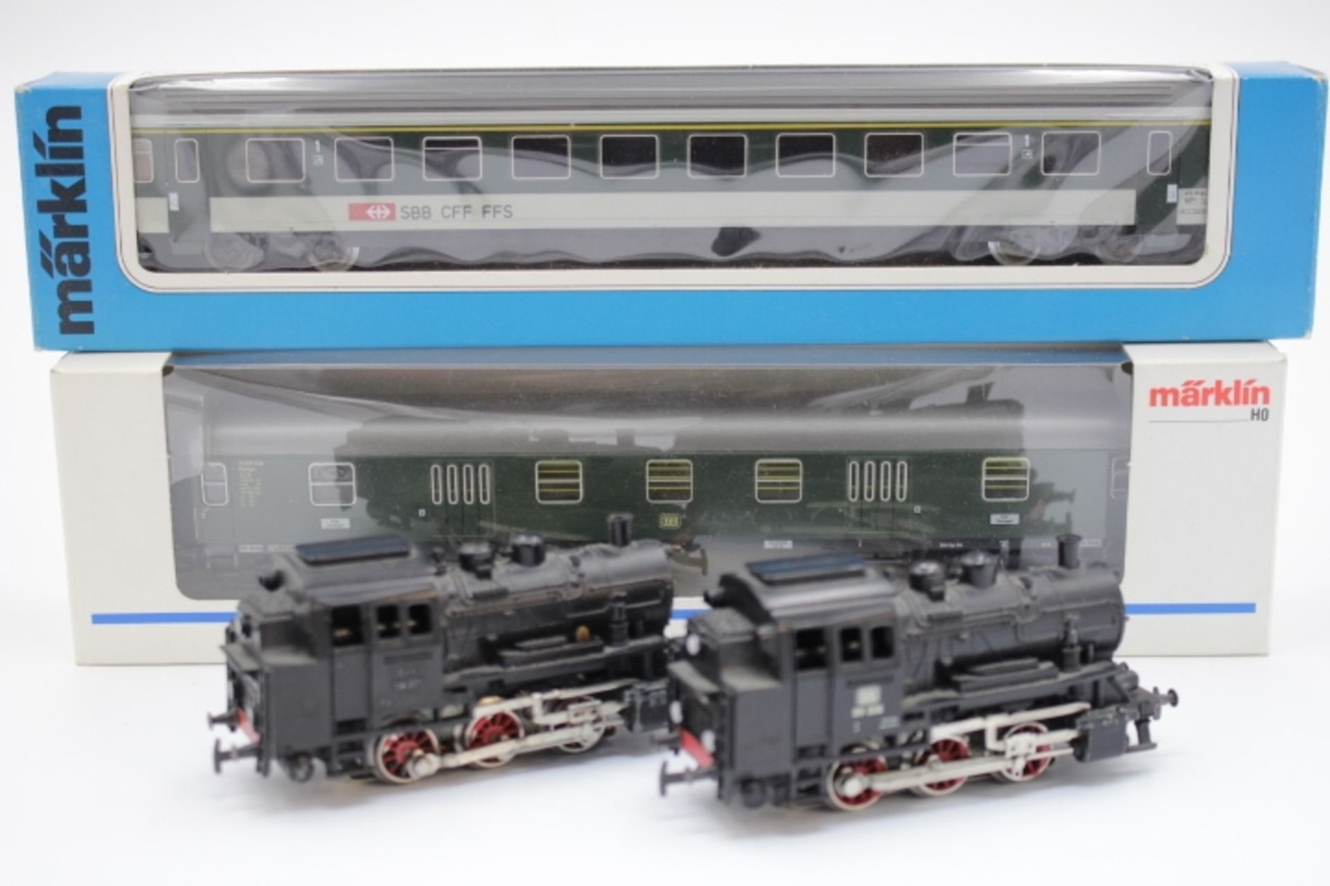 Märklin HO 2 x Dampflok 89oo5 + 89006 2 x Waggons 4123 + 4026 Bespielt Intakt Funktion geprüft