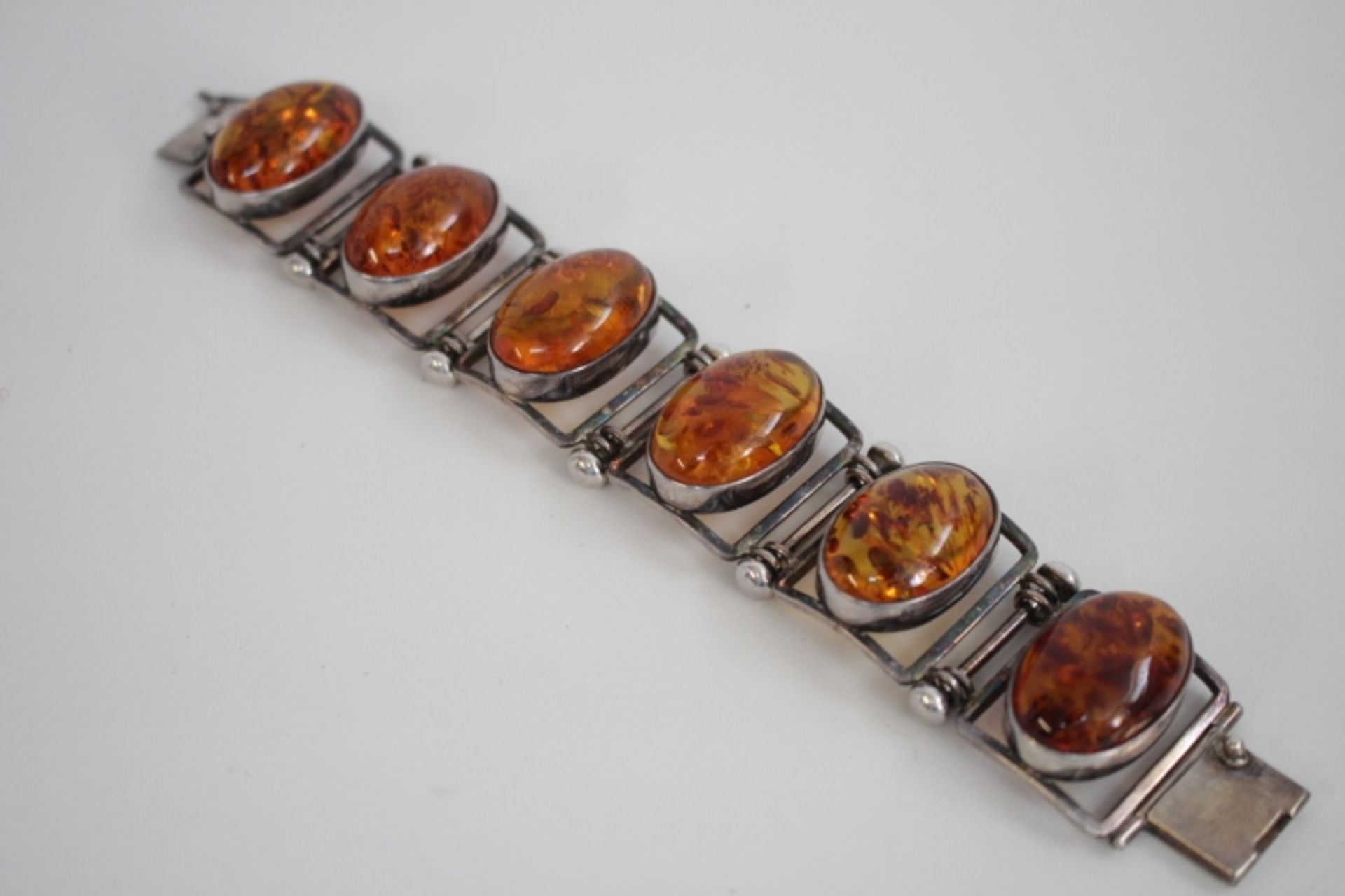 BERNSTEIN Armband 6 ovale Steine Amber