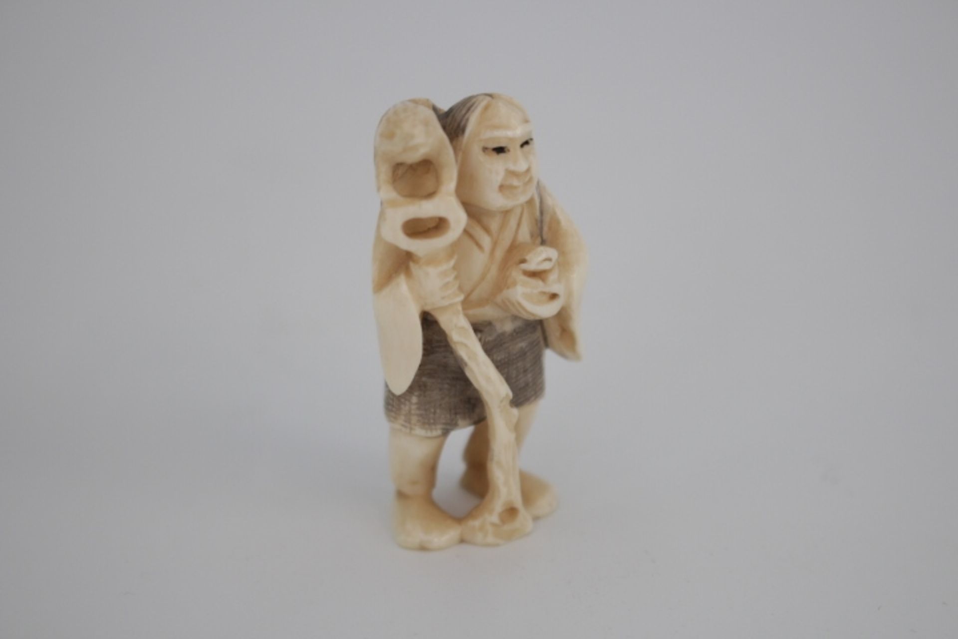 Netsuke >> Sennin Gama