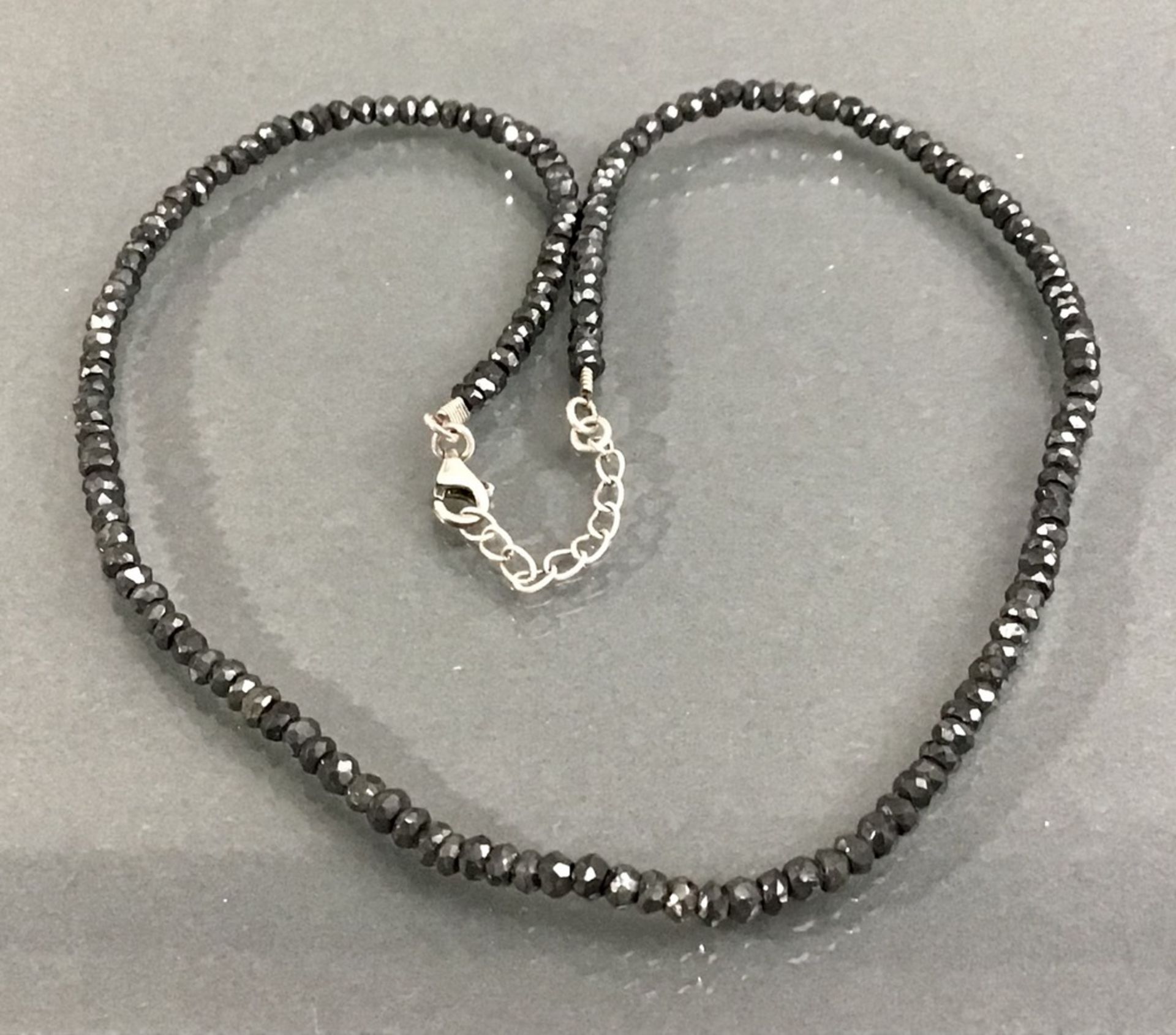Rohdiamantkette, anthrazitfarbene Steine, L 40cm, Verschluß Silber geprüft