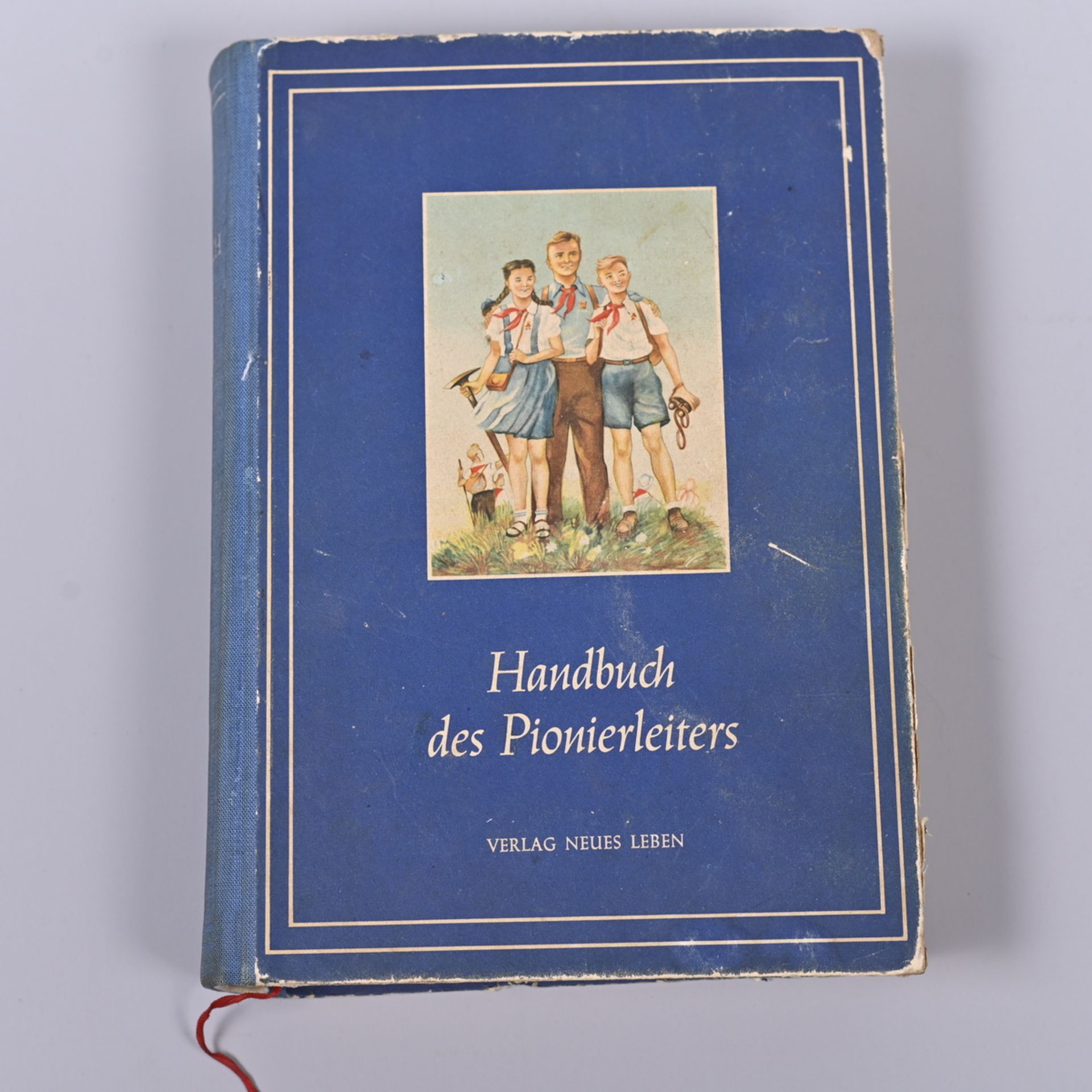 "Handbuch des Pionierleiters", Verlag Neues Leben Berlin 1952, sehr guter Zustand