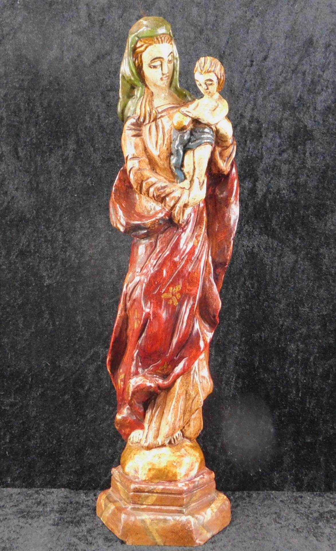 Holzskulptur, Madonna mit Kind, Spanien 2. H.20.Jhdt., polychrome Fassung, h: 43 cm