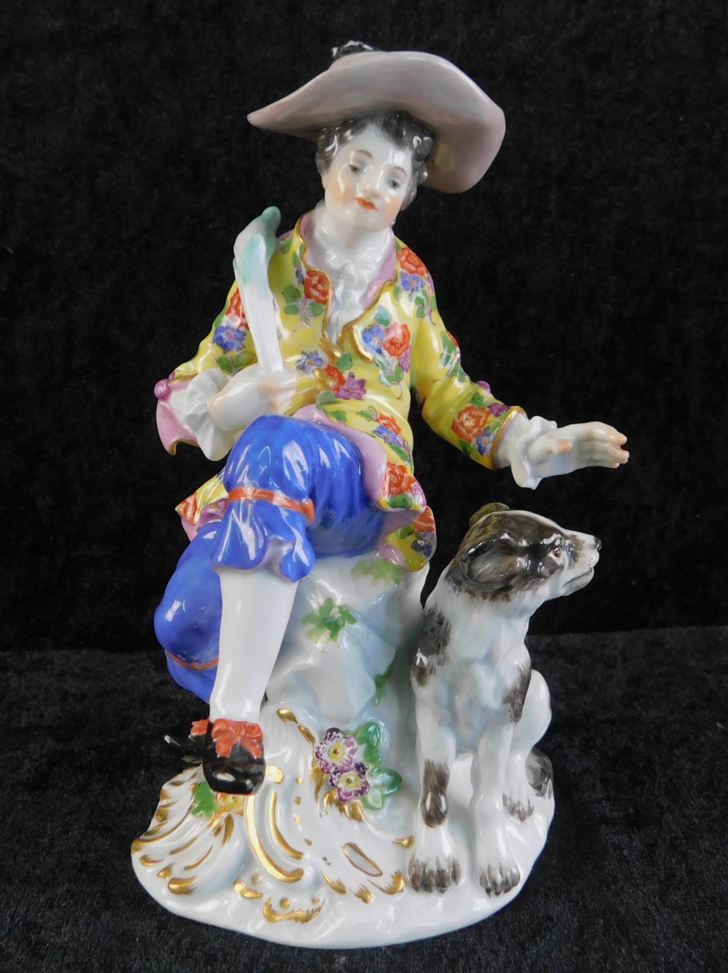 Meissen Figurengruppe, Schäfer mit Hund, Entwurf Kaendler, Knaufzeit Ende 19. Jhdt., 1. Wahl</b