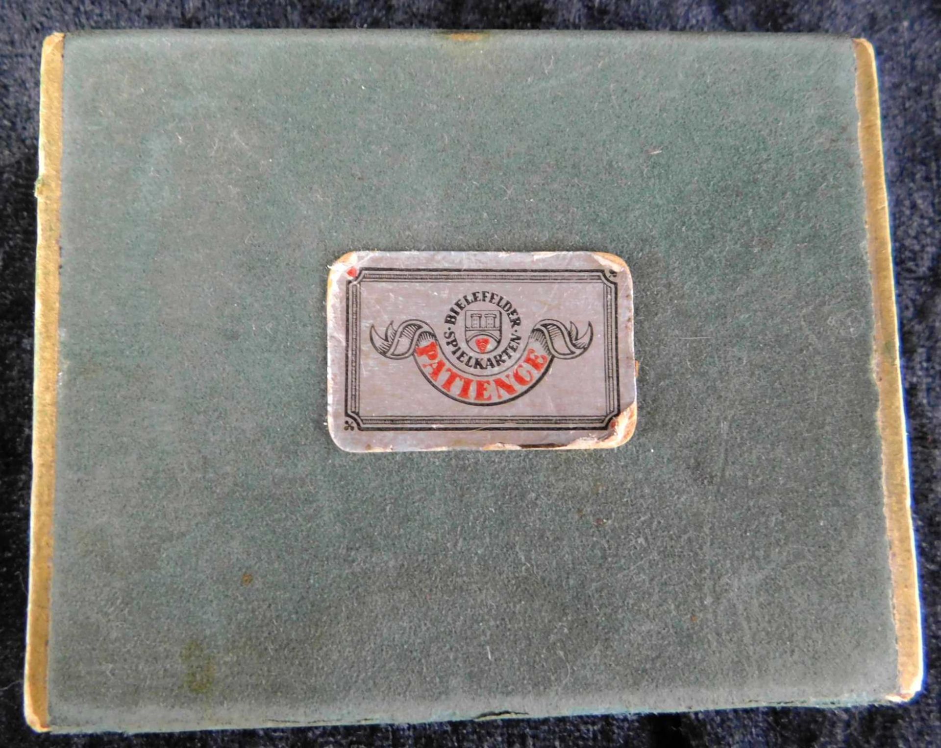 Patience-Kartenspiel, Bielefelder Spielkarten, i. orig. Kasten, 9,5 x 7,5 x 2,5 cm, Gebrauchsspu