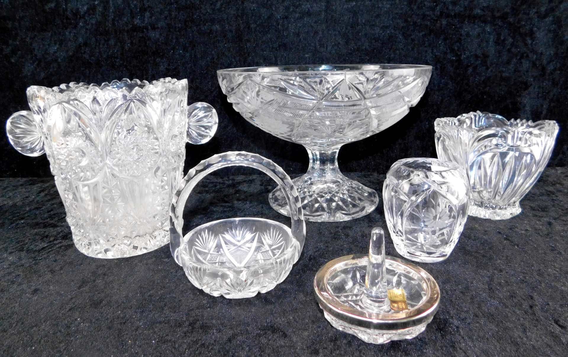 Konvolut Bleikristall, 6-tlg., Vasen und Schalen, Glas geschliffen, 20. Jhdt.Höhe von