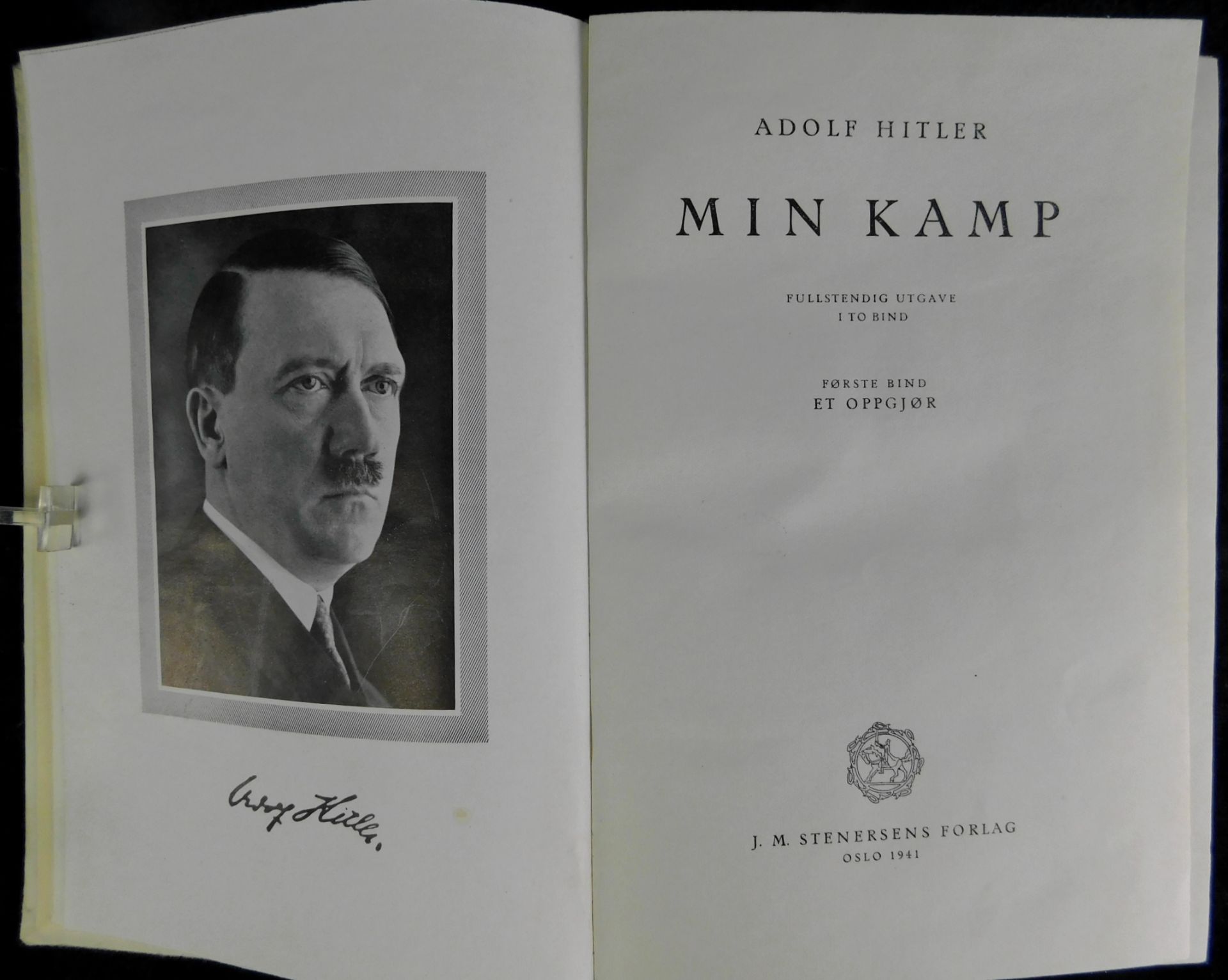 Min Kamp, Mein Kampf, Adolf Hitler in norwegischer Spache, 1941, J.M. Stenersens Verlag, Oslo</b - Image 2 of 3