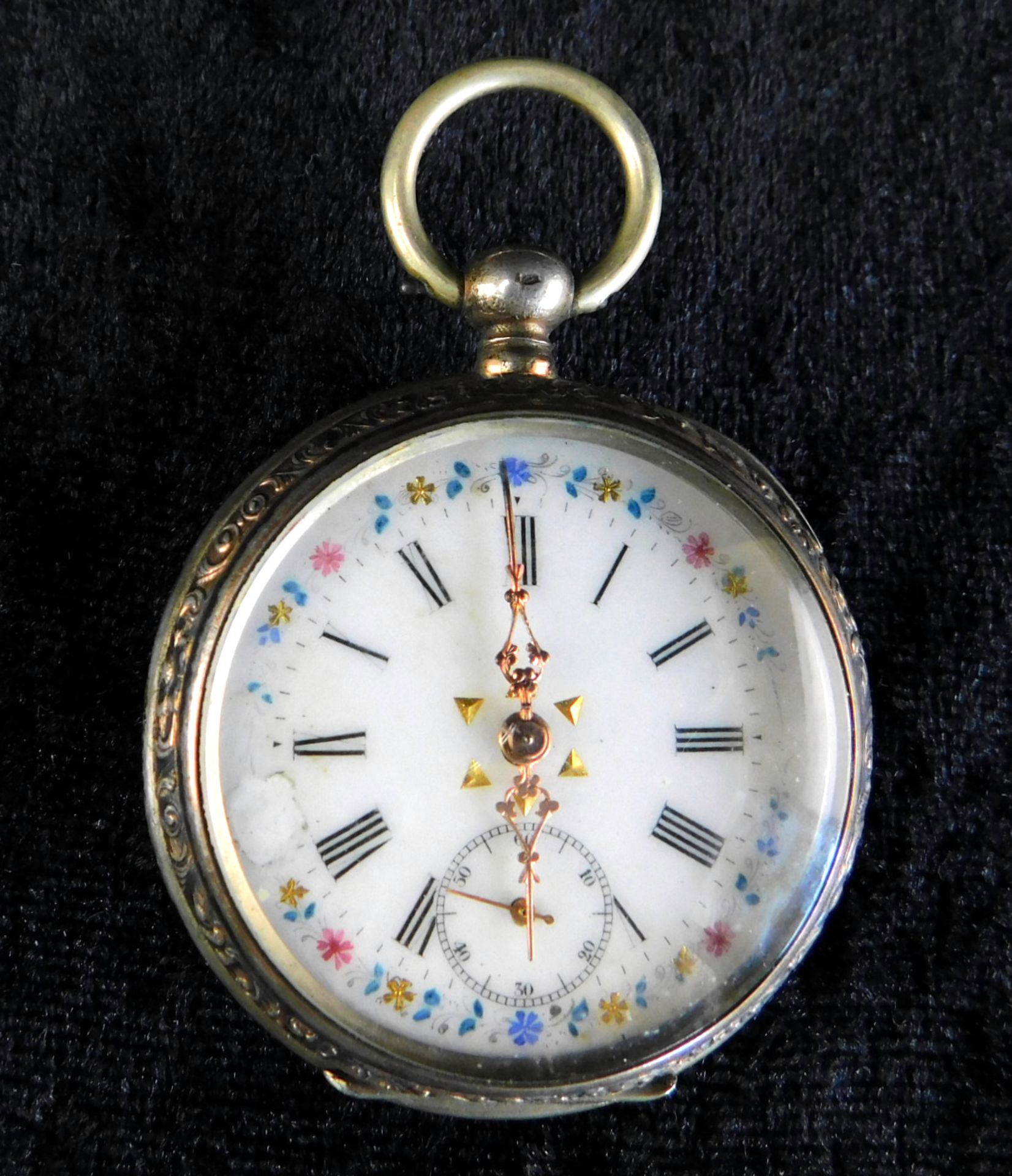 Taschenuhr, 800 Silber, französisch, Ziffernblatt röm. Ziffern, emailliert m. Blumernmalerei,