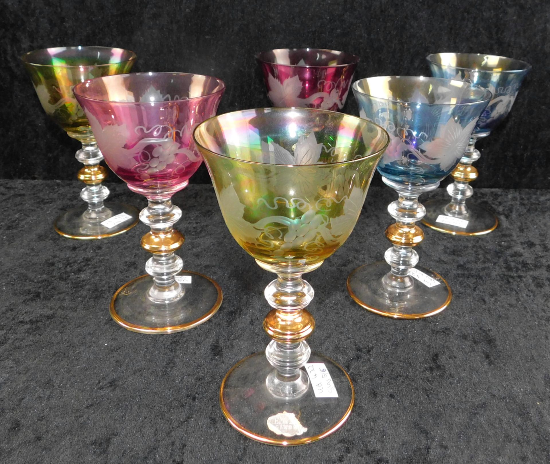 6 Weingläser, "Empire Gläser", Kristallglas geschliffen, Weinlaubdekor, farbig überfangen, St