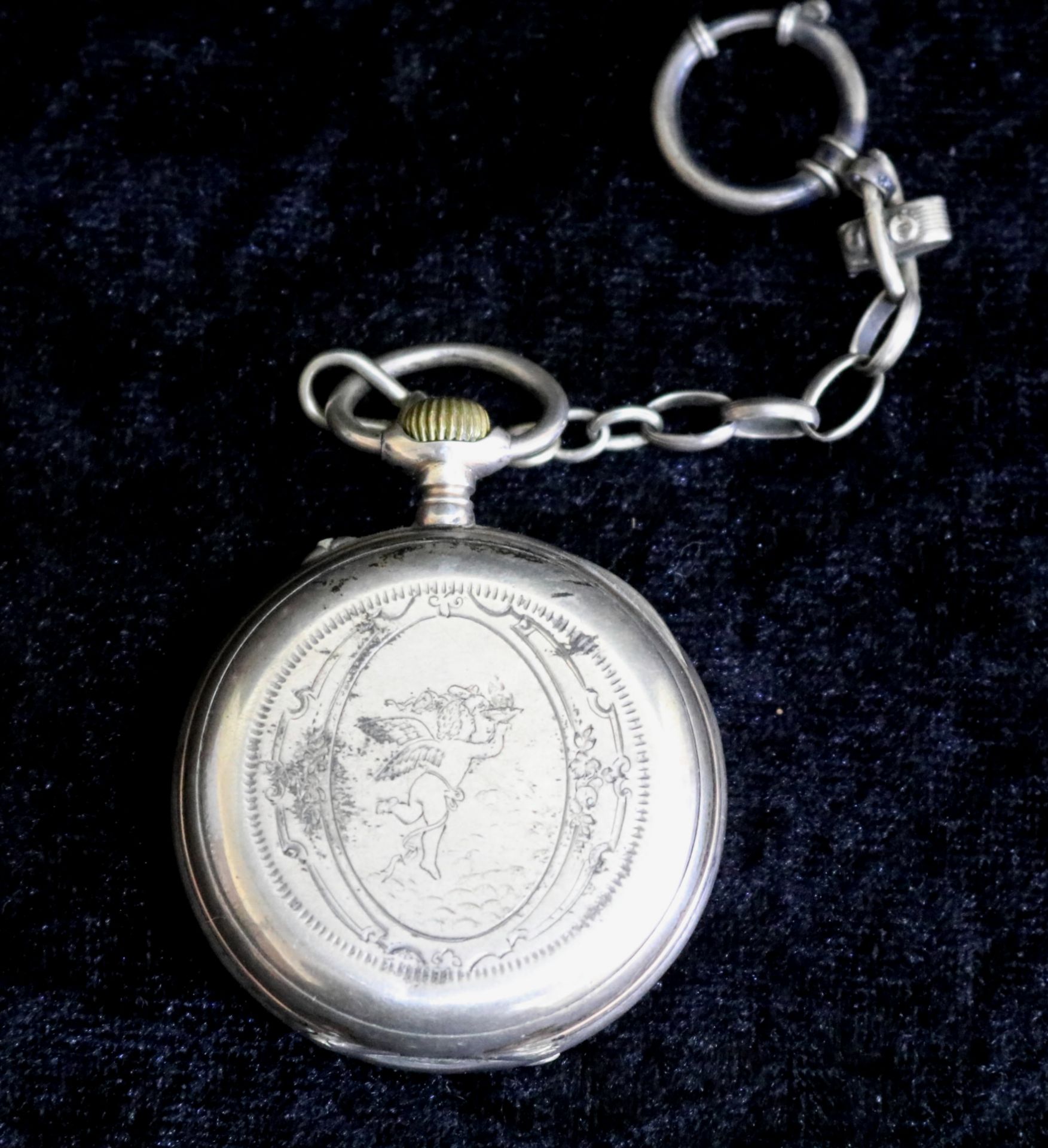 Taschenuhrständer mit Taschenuhr, Standuhrform, um 1900 - Image 5 of 5