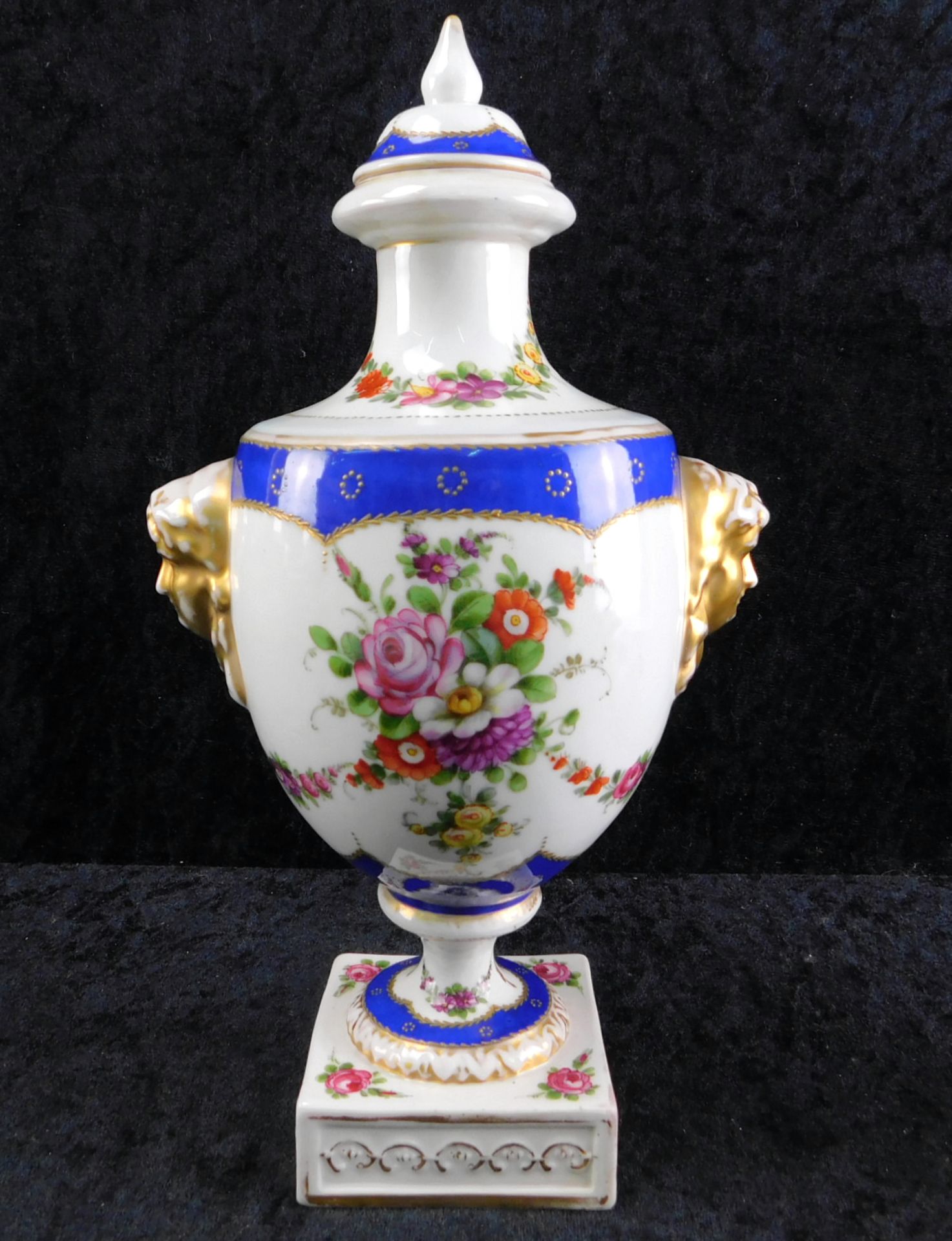 Amphorenvase Schierholz, Plaue, 1907-27, Porzellan, Blumendekor mit Goldstaffage