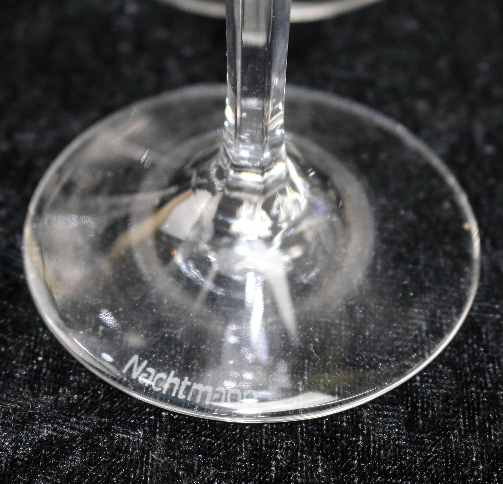 Nachtmann, 8 Kristall-Sektgläser, Serie "Fleurie", gemarkt, 20. Jh. - Image 3 of 3