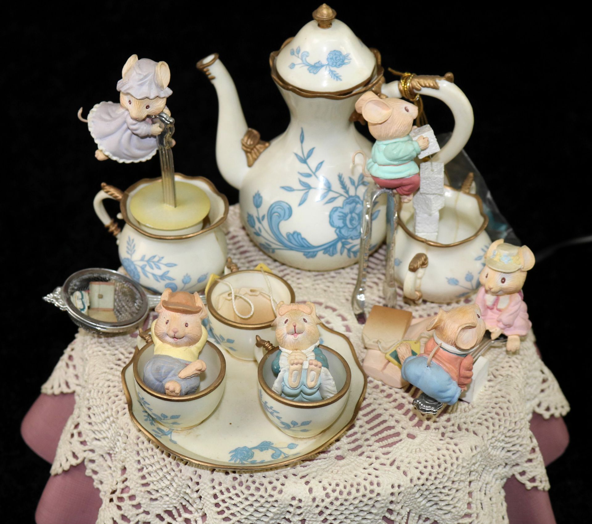 Enesco Spieluhr "It's Tea Lightful", Melodie "Tea for Two", 2. H. 20. Jh. - Image 2 of 5