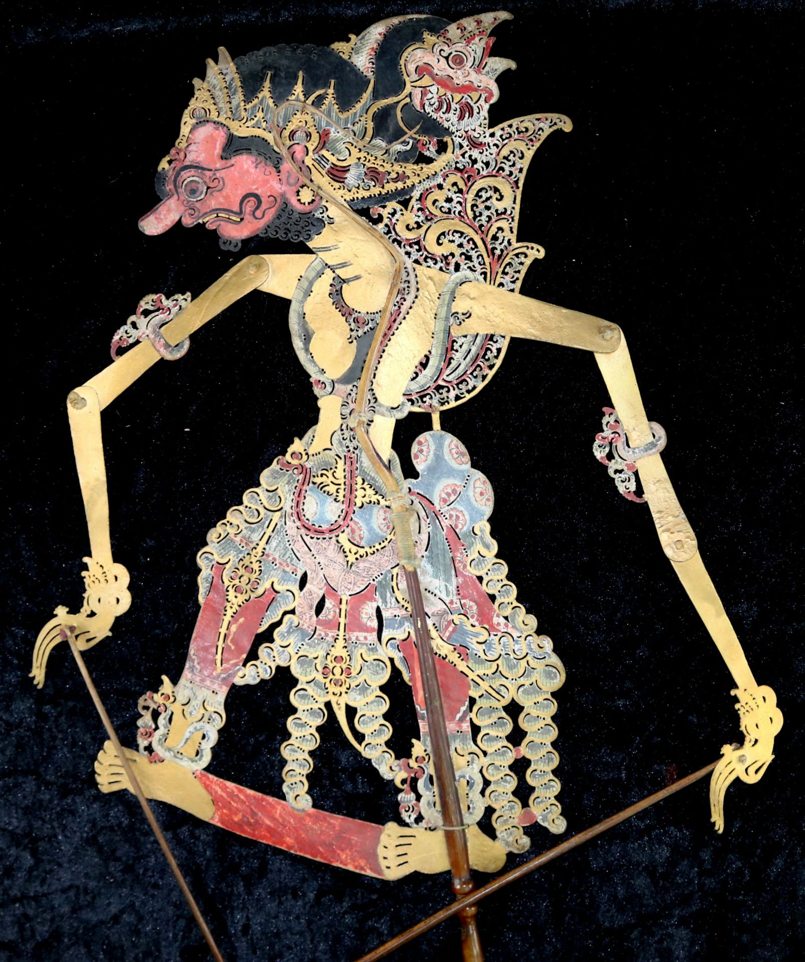 Wayang-Kulit-Figuren, 3 Schattenspiel-Figuren, Indonesien, 20. Jh. - Bild 2 aus 4