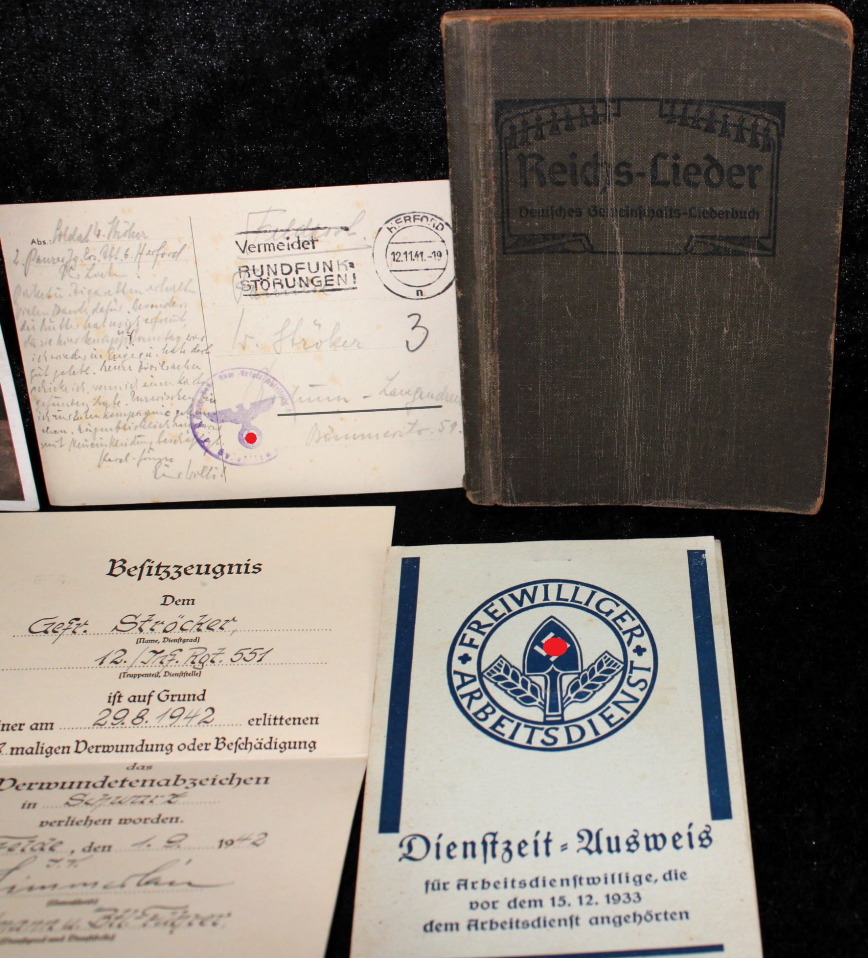 3. Reich, Urkundengruppe, Dienstzeit-Ausweis, Winterschlacht i. Osten, Verwundetenabz., Postkarten, - Image 5 of 5