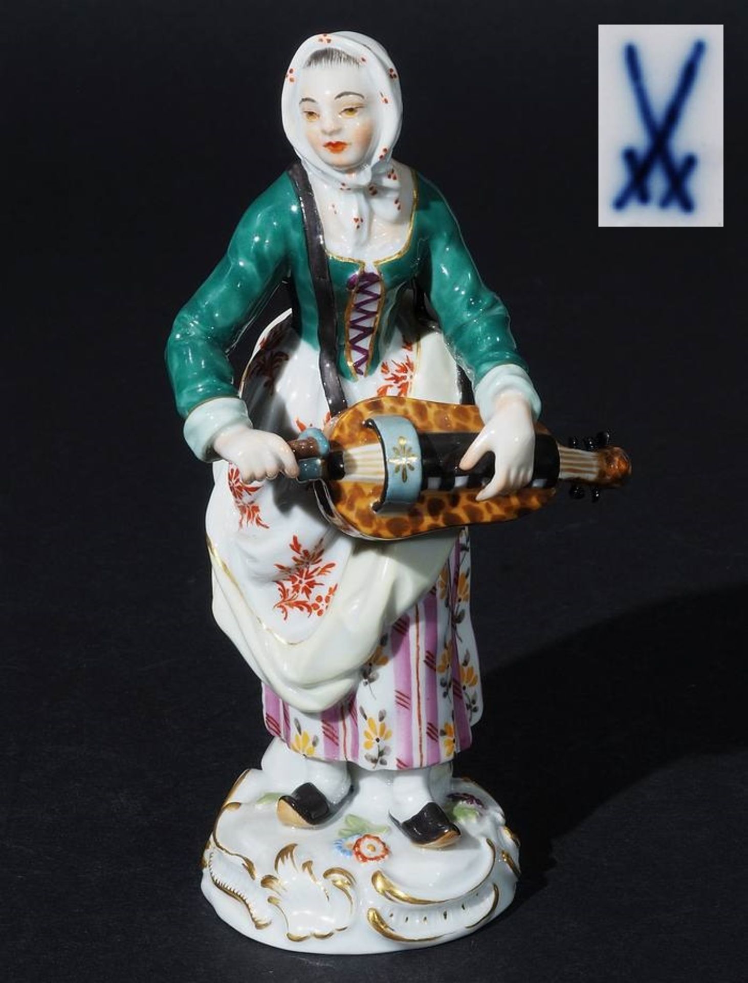 Pariser Ausrufer "Mädchen mit Leier". MEISSEN, nach 1954, 1. Wahl. Modell Nr. 60239. Modell von