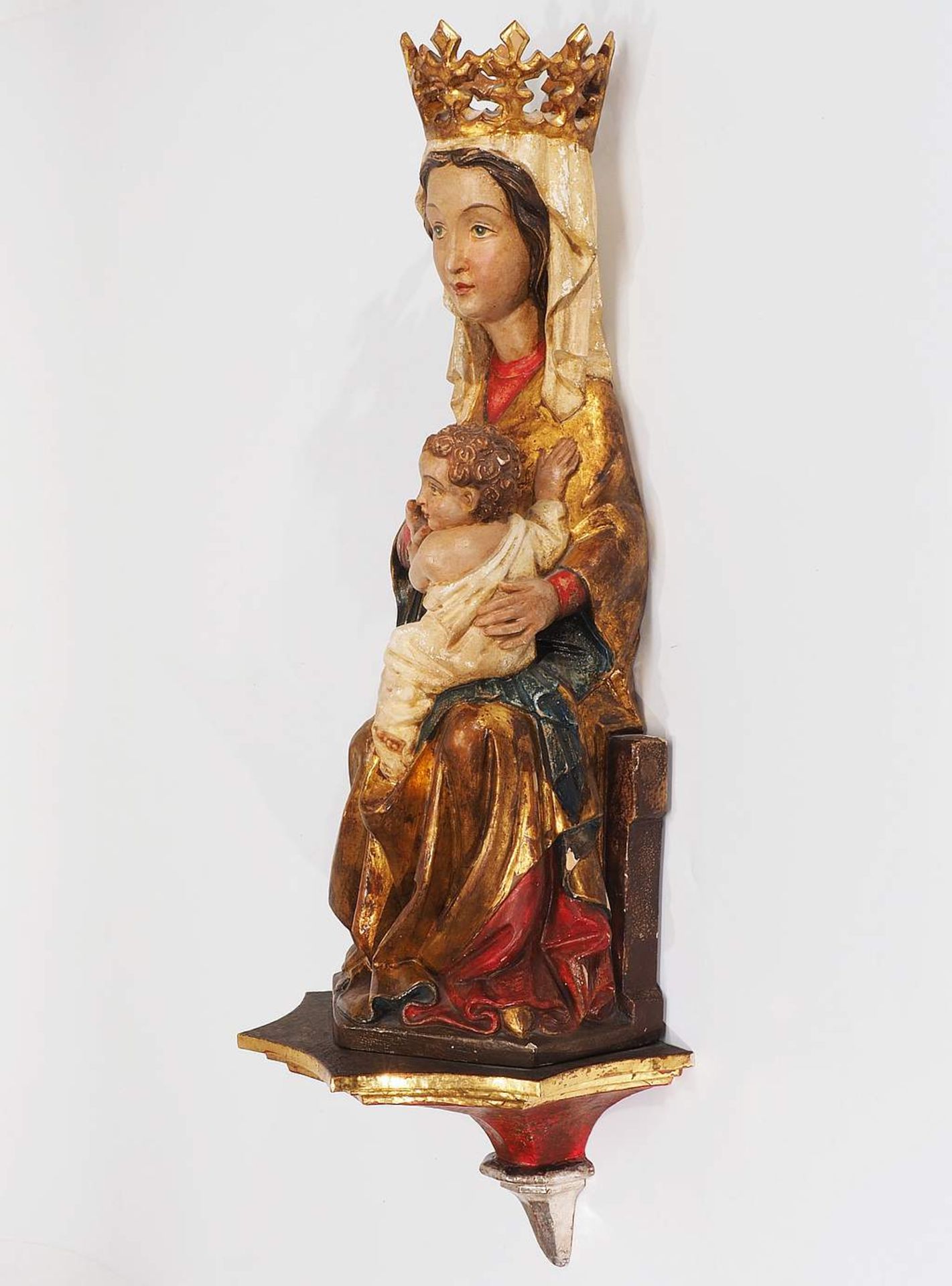 Bekrönte Madonna mit Kind auf Wandsockel, verso gehöhlt. Holzschnitzer Vitus Bergler, 1911 - 1 - Image 4 of 7