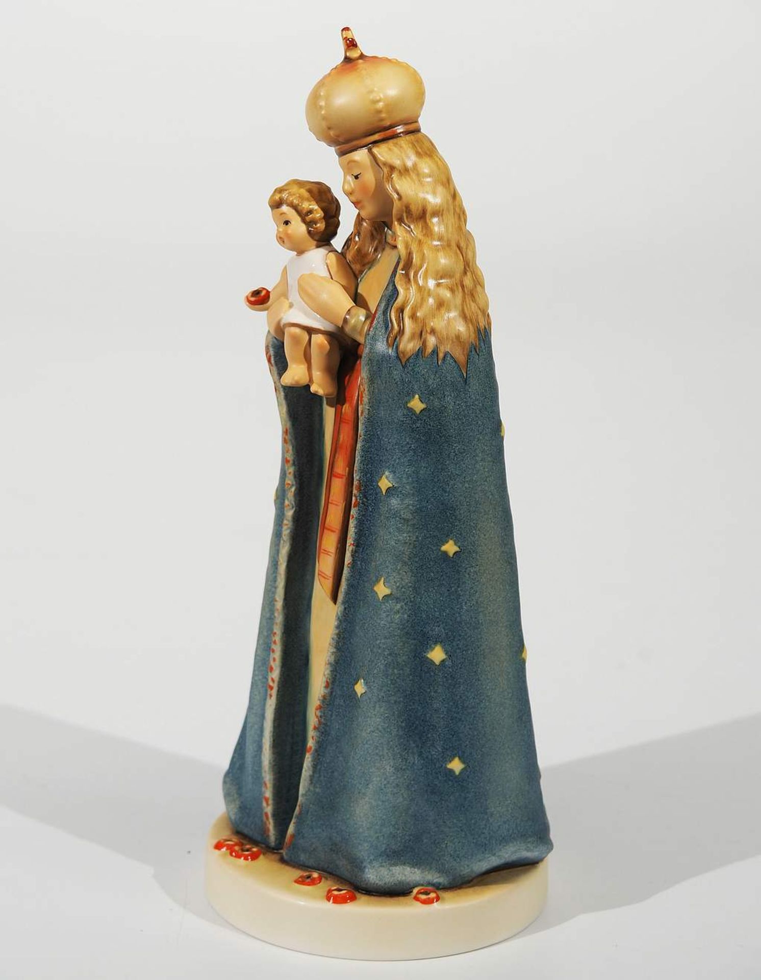 Millenium Madonna, M.J. HUMMEL. Limitierte Edition von 7.500 Stück. Stehende Madonna mit Kind, K - Image 3 of 7