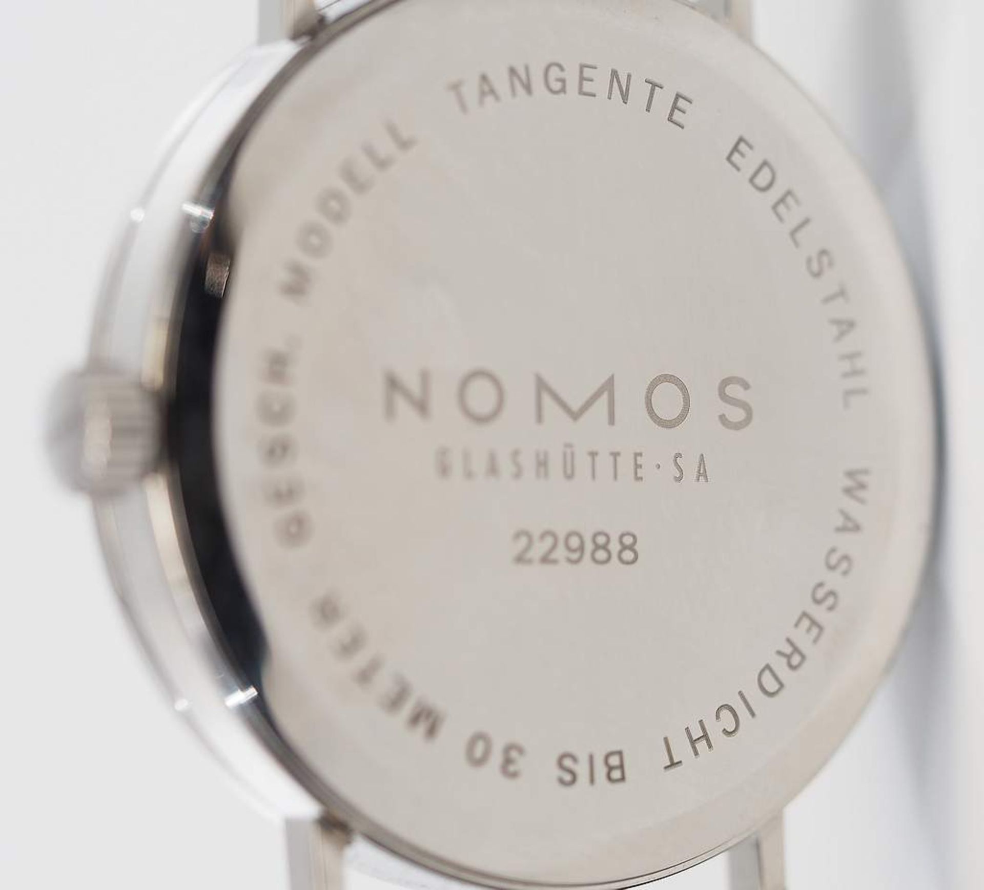 Herren Armbanduhr "Nomos -Glashütte SA". Edelstahl, Gehäuse Ø ca. 32 cm ohne Krone. Handaufzug - Bild 4 aus 6