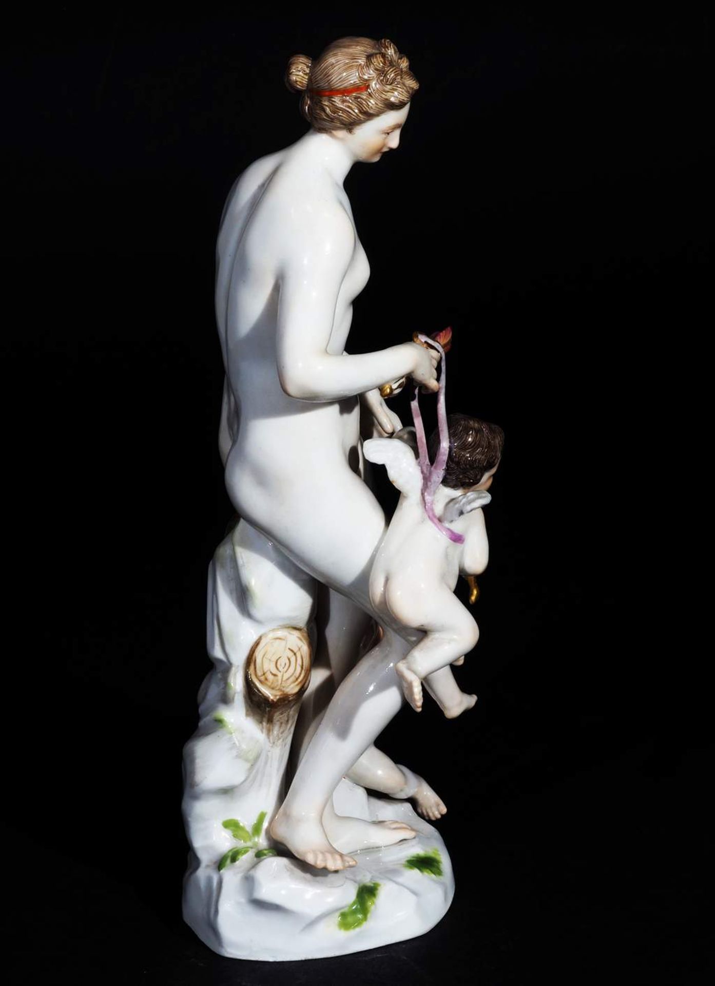 Figurengruppe "Venus mit zwei Amoretten". MEISSEN, 1870 - 1923, 1. Wahl. Modell von Johann Joachim - Bild 5 aus 7