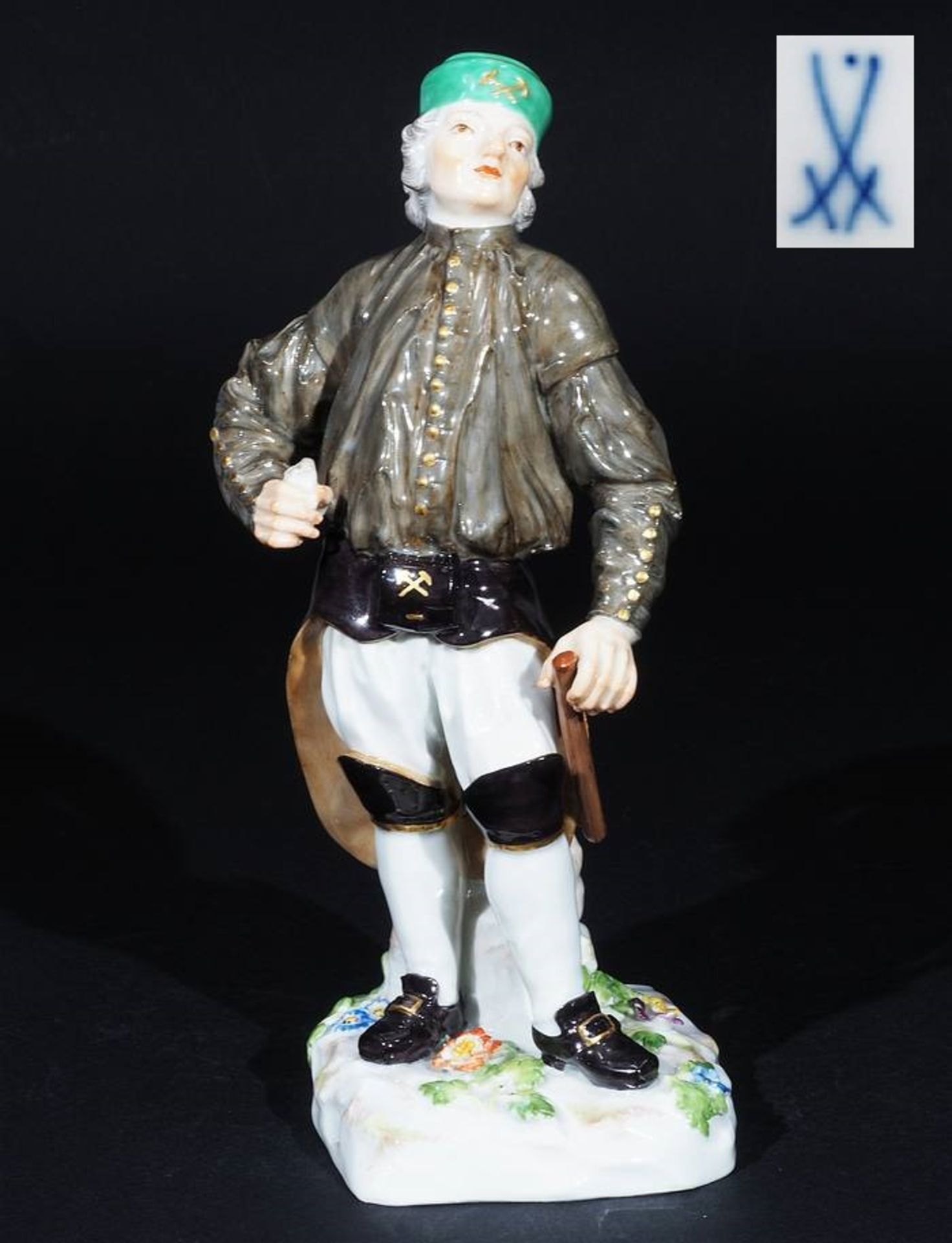 Bergmann-Figur als Steiger, aus der Serie "Bergleute". MEISSEN, 1923 - 1934. 1. Wahl, farbig staf