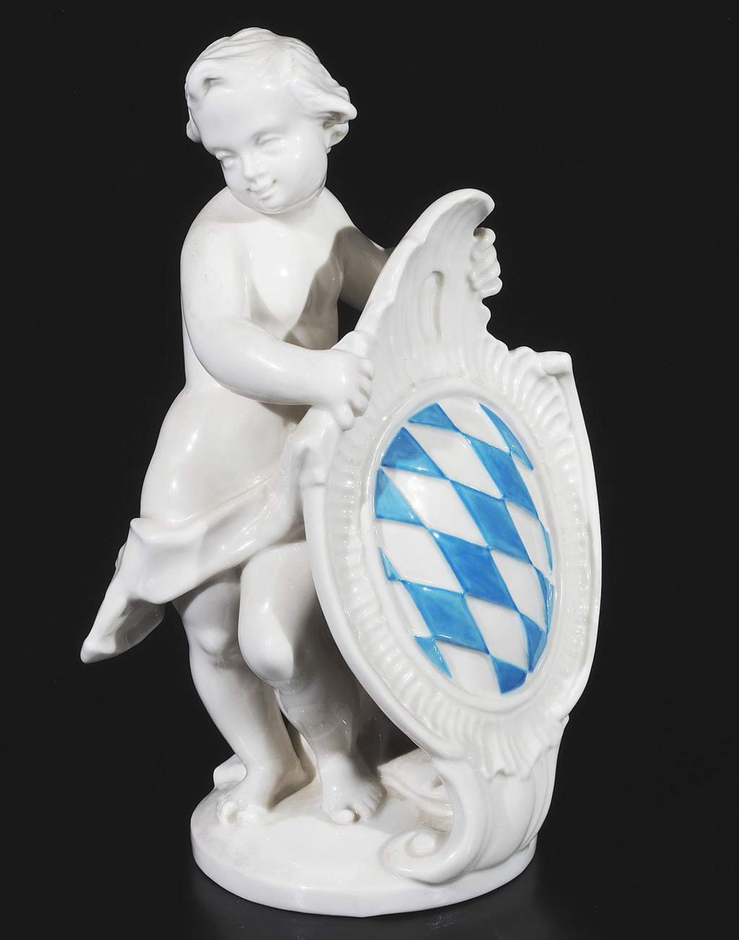 Putto mit bayerischem Wappen. NYMPHENBURG, Marke 1976 - 1997, Modellnummer 2124, Modell Entwurf - Image 2 of 6