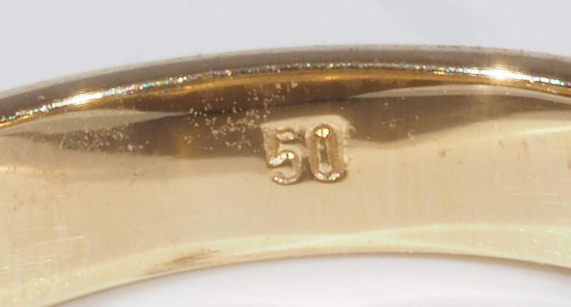 CARTIER Ring mit mittig geschnittenem Hämatit und seitlichen Diamanten von zusammen ca. 0,10 ct. G - Image 7 of 10