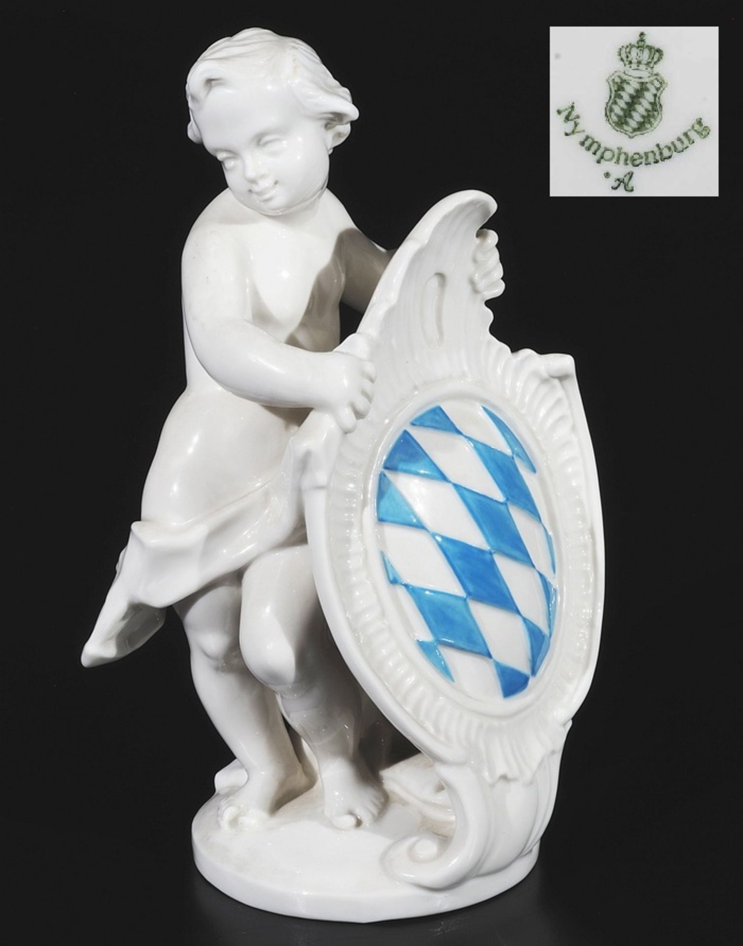 Putto mit bayerischem Wappen. NYMPHENBURG, Marke 1976 - 1997, Modellnummer 2124, Modell Entwurf