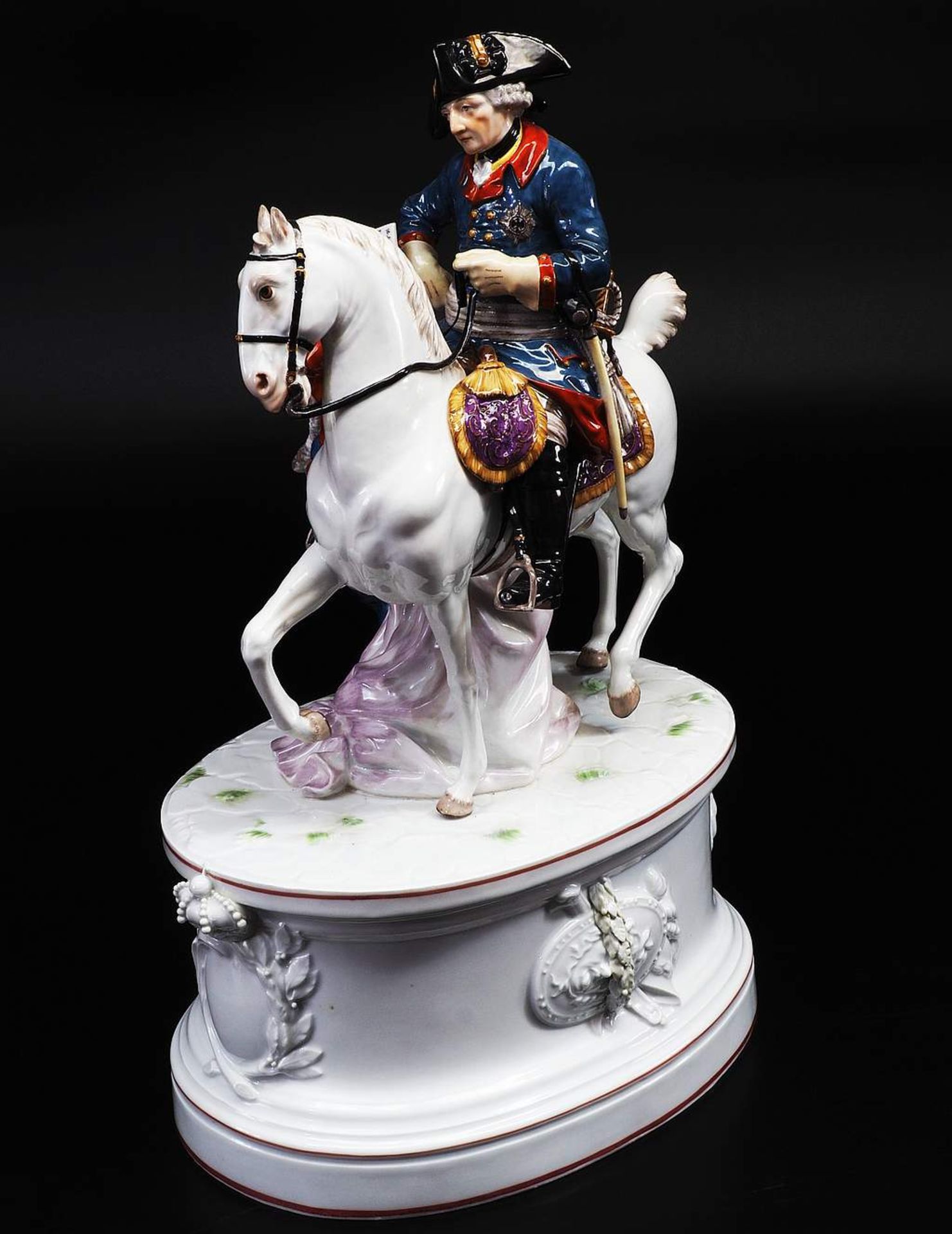 Seltene und außergewöhnliche Figurengruppe "Friedrich der II., König von Preussen mit General vo - Bild 4 aus 11