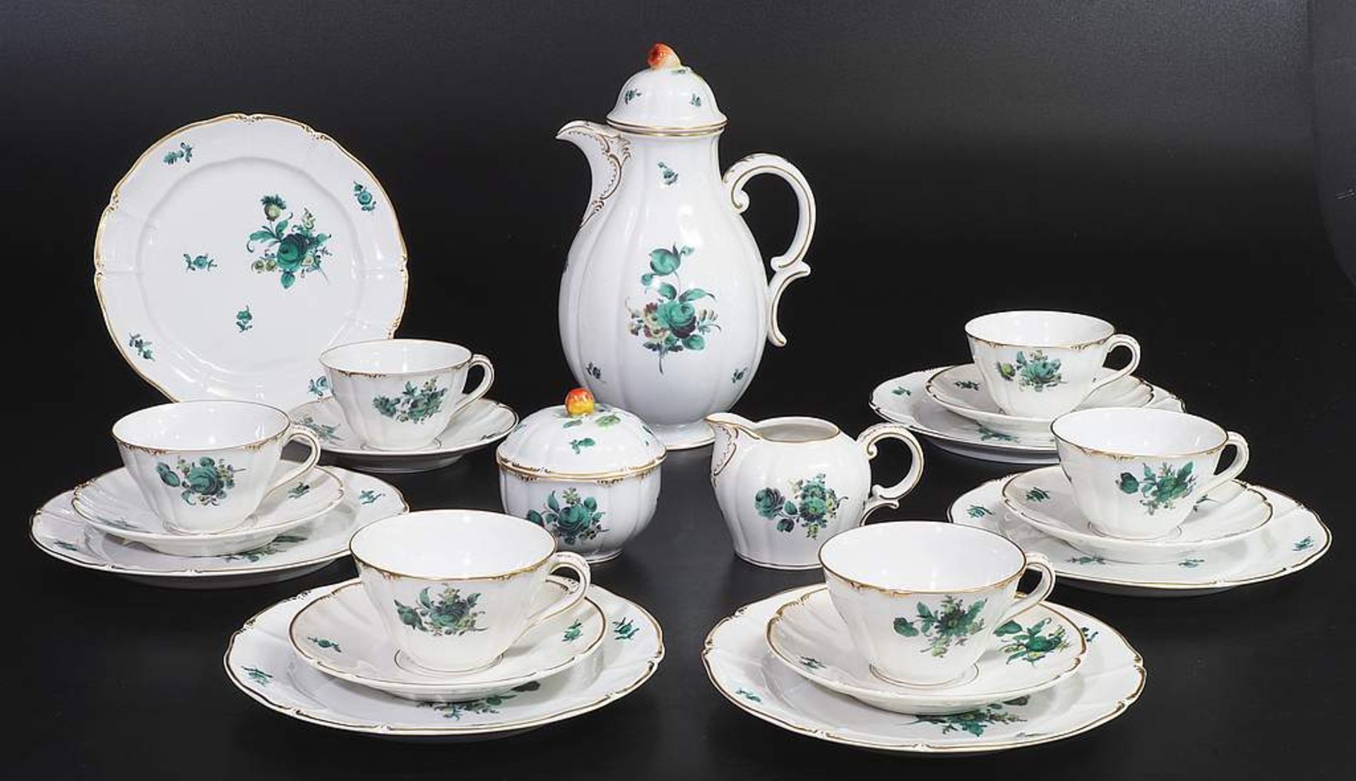 Kaffeeservice für sechs Personen. NYMPHENBURG um 1900. Form "Rokoko", Dekor 1713. Florale Camaie - Bild 3 aus 7