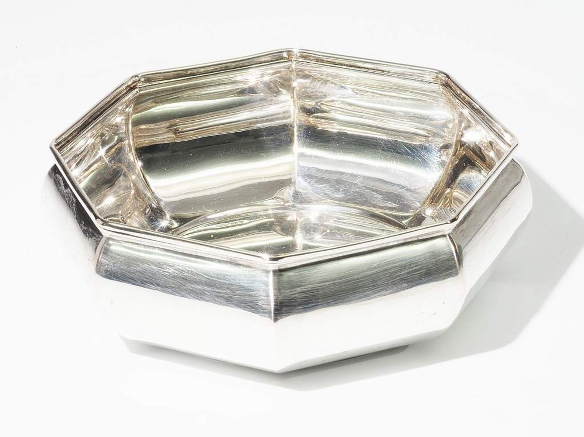 Glasdose in Fruchtform "Kürbis" mit Silberdeckel. Silberschale im Art Déco.  - Bild 4 aus 7