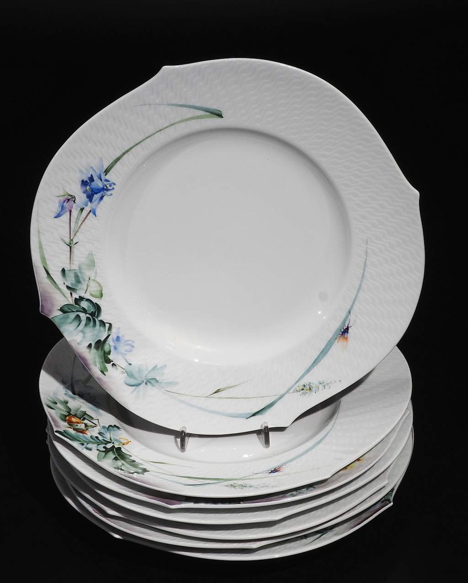 MEISSEN Speiseservice, "Wellenspiel", Dekor '"Waldflora mit Insekten". - Image 10 of 10