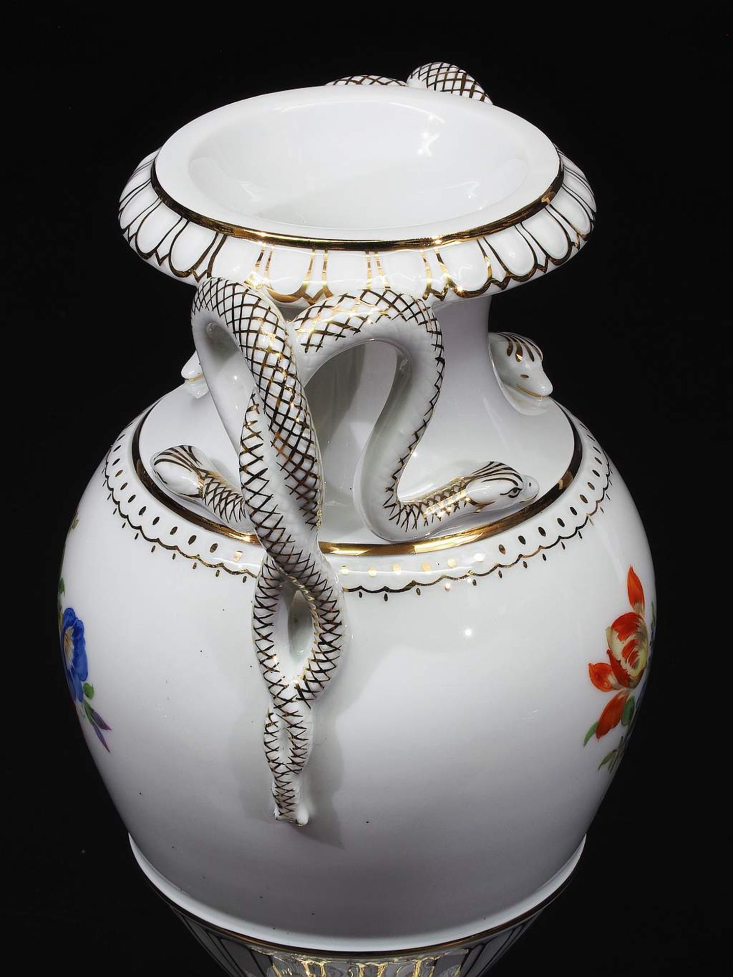 Schlangenhenkelvase. MEISSEN, 1. Wahl. - Image 4 of 6