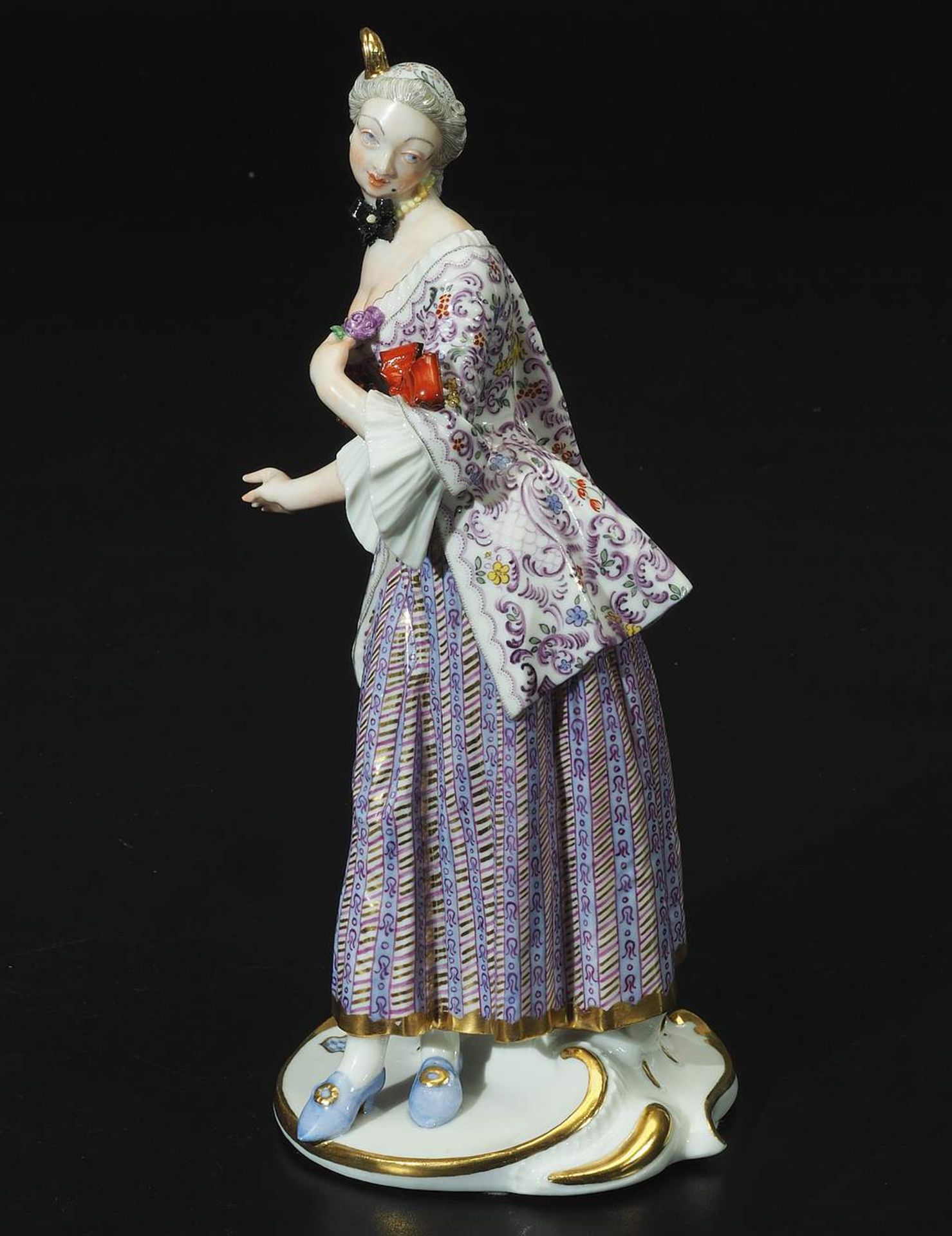 LUCINDA, Figurine der Commedia dell'Arte. NYMPHENBURG, 1. Hälfte 20. Jahrhundert. - Image 3 of 8